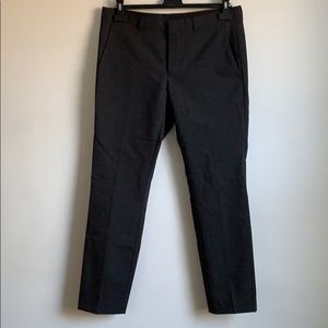 Guess men’s charcoal skinny fit pant size 31